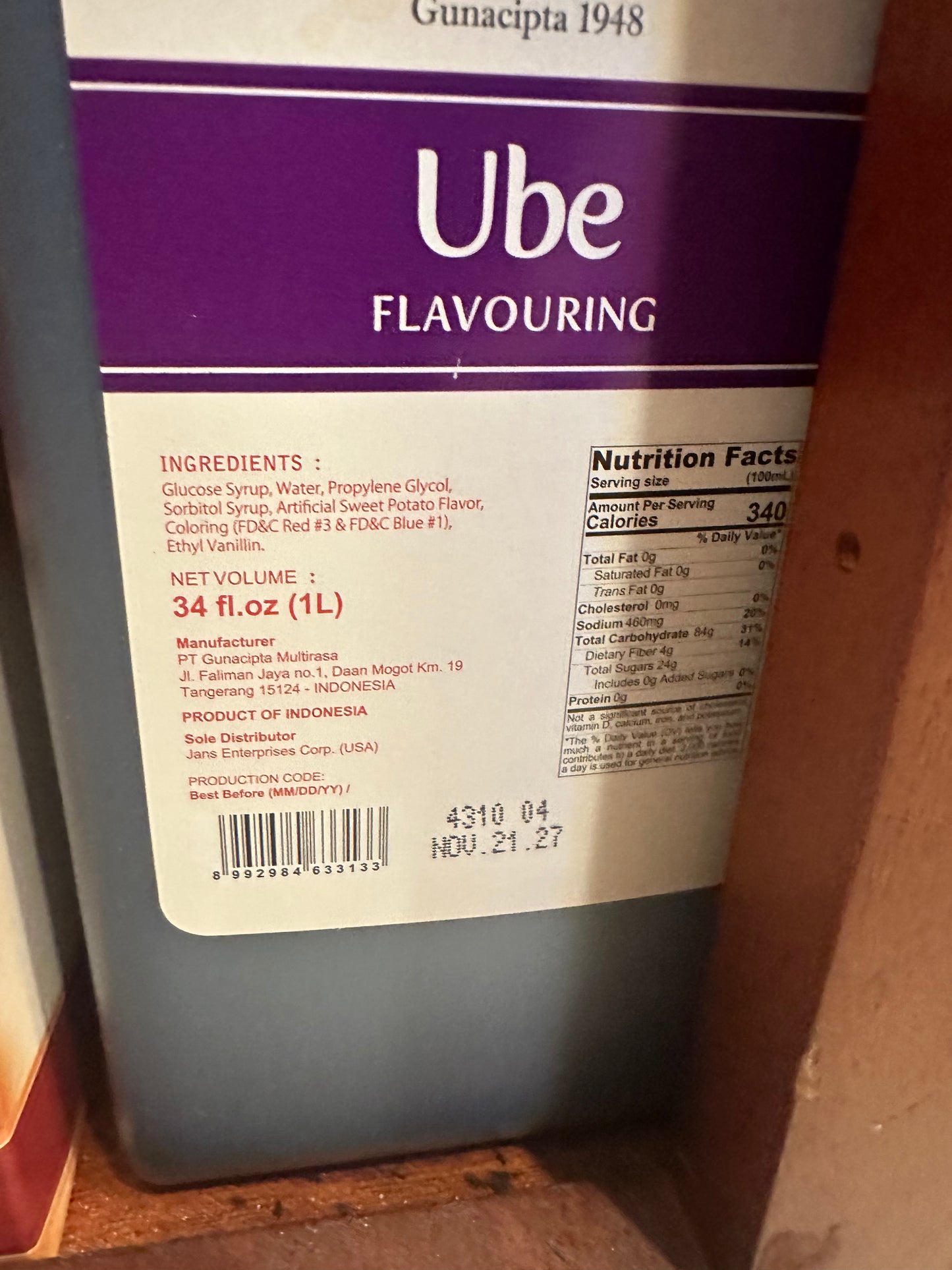 Ube Purple Yam Flavoring Extract Restaurant Size by Butterfly 1 Liter, 33.8 Ounce